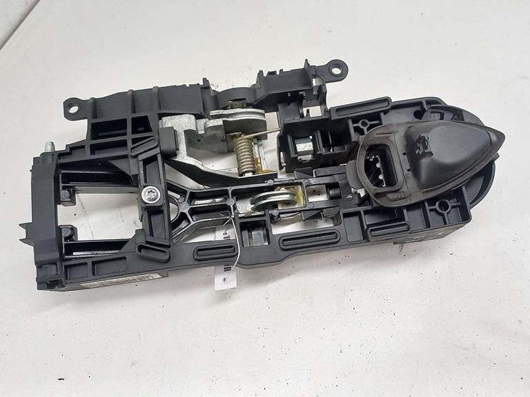 Корпус (держатель) ручки двери задней правой BMW 5 F10/F11 2012, 2.0 л., дизель, АКПП, белый, универсал, 4717565009