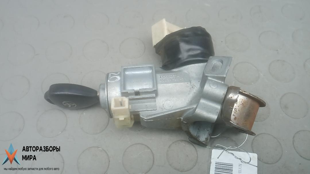 замок зажигания Toyota Hilux 7 поколение 2007, 3.0 л., дизель, МКПП, пикап, 690570K051, 452800K020, 890700K150 - фото №1