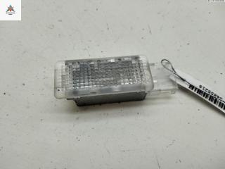 фонарь салона (плафон) Volkswagen Passat B6 2005, 2.0 л., дизель, МКПП, чёрный, универсал, 7L0947415A