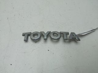 эмблема Toyota Aygo 2006, 1.0 л., бензин, МКПП, красный, хетчбэк 3 дв.