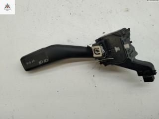 переключатель поворотов Volkswagen Golf 5 поколение 2005, 1.6 л., бензин, МКПП, чёрный, хетчбэк 3 дв., 1K0953513