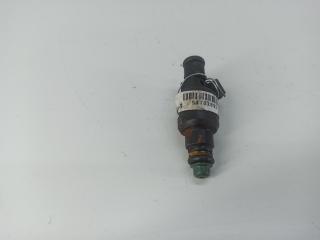 форсунка Audi A4 B5 1997, 1.8 л., Ti, бензин, МКПП, серый, седан, 058133551