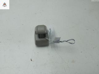 Крепление (крючок) солнцезащитного козырька Chevrolet Cruze 1 поколение [рестайлинг] 2012, 1.7 л., дизель, МКПП, белый, универсал