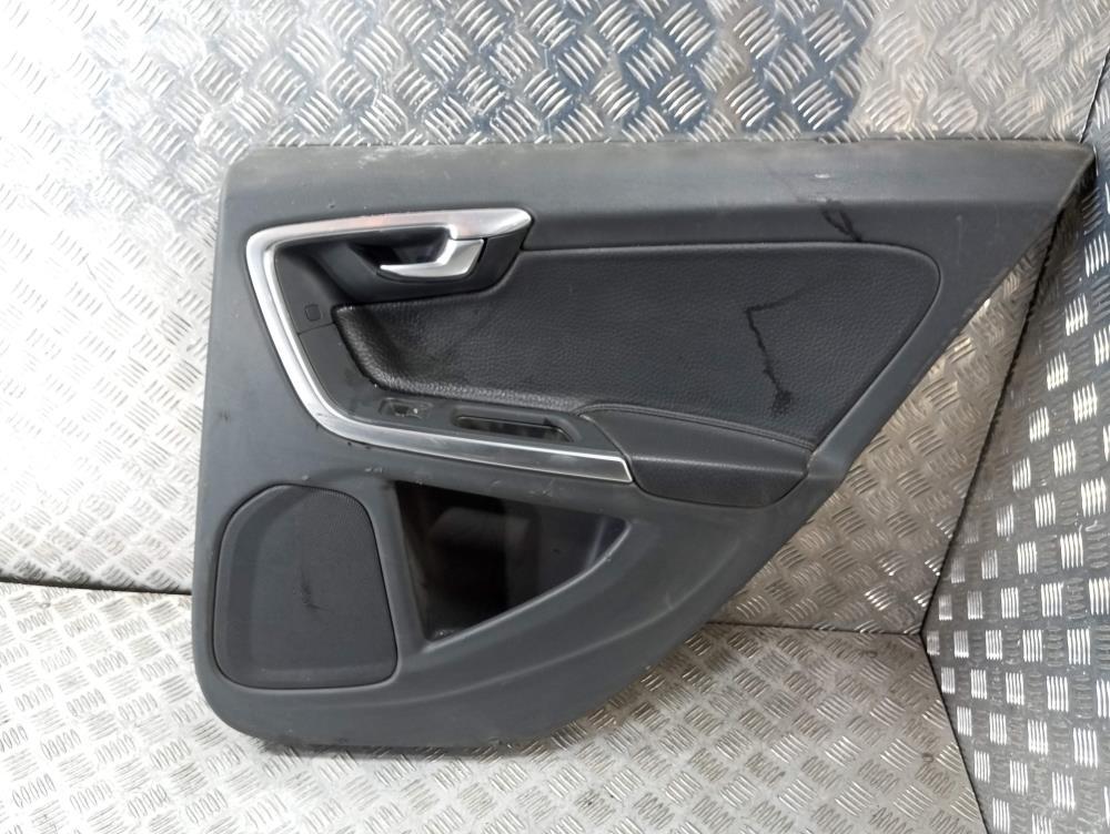 обшивка двери задняя правая Volvo S60 2 поколение 2012, цвет, 8635880 - фото №1