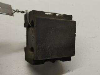 кронштейн радиатора Audi A6 C5 2002, 2.5 л., дизель, АКПП, серый, универсал, 8D0260425