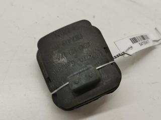 кронштейн радиатора Audi A6 C5 2002, 2.5 л., дизель, АКПП, серый, универсал, 8D0121276