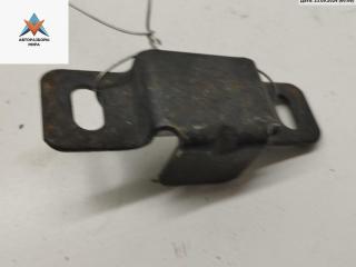 кронштейн радиатора Audi A4 B5 1997, 1.6 л., бензин, МКПП, синий, седан, 4D0260427