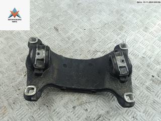кронштейн КПП Audi A8 D3/4E 2003, 4.0 л., дизель, АКПП, чёрный, седан, 4F0399231N