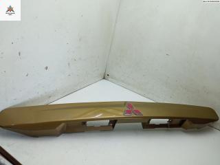 накладка подсветки номера Mitsubishi Space Star 1 поколение 1999, 1.3 л., бензин, МКПП, жёлтый, минивэн, MR245529