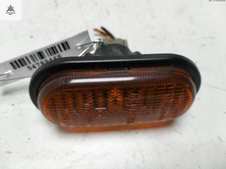 повторитель передний левый Renault Megane 1 поколение [рестайлинг] 1999, 1.6 л., бензин, МКПП, серый, хетчбэк 5 дв., 7700847333