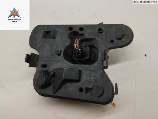 панель заднего левого фонаря Audi A4 B6 2004, 2.0 л., бензин, МКПП, серый, седан, 153947