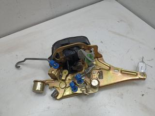 замок двери задней левой Opel Omega B 2000, 3.0 л., бензин, АКПП, красный, универсал, 09174595