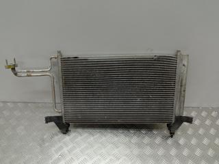 радиатор кондиционера Fiat Stilo 2002, 1.6 л., бензин, МКПП, красный, хетчбэк 3 дв.