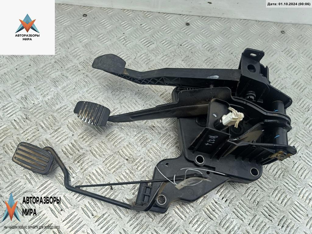 узел педальный (блок педалей) Citroen C5 1 поколение 2003, 2.2 л., дизель, МКПП, чёрный, универсал, 9648972780 - фото №1