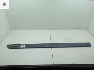 молдинг двери передней левой Renault Megane 2 поколение 2003, 1.6 л., бензин, МКПП, зелёный, универсал, 8200073469