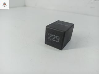 реле (прочие) Audi 80 8C/B4 1993, 2.0 л., бензин, МКПП, зелёный, седан, 431955531