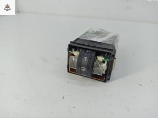 кнопка обогрева сидений Audi A6 4B/C5 1998, 1.8 л., Ti, бензин, МКПП, синий, универсал, 4B0963563