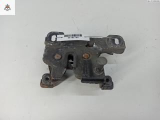 замок капота Audi A4 B5 1997, 1.6 л., бензин, МКПП, зелёный, седан, 8D0823509