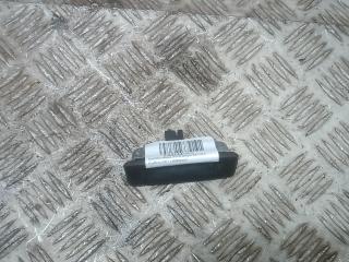 кнопка открытия багажника Skoda Fabia 2 поколение (5J) 2007, 1.4 л., дизель, МКПП, универсал