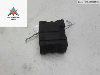 кронштейн радиатора Volkswagen Passat B5 [рестайлинг] 2003, 1.9 л., дизель, МКПП, серый, универсал, 8D0260425