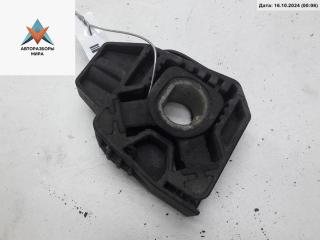 кронштейн радиатора Volkswagen Bora 1 поколение 1999, 1.6 л., бензин, МКПП, зелёный, седан, 1J0806155