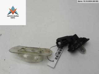 подсветка номера Volkswagen Golf 3 поколение 1997, 1.6 л., бензин, МКПП, белый, хетчбэк 3 дв., 1H6943167B