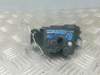 замок багажника Toyota VERSO 2013, 2.0 л., дизель, МКПП, минивэн, 670050F040