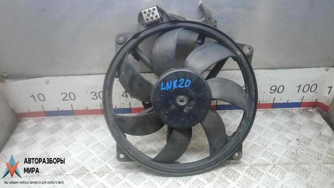 вентилятор радиатора Renault Megane 3 поколение 2009, 1.6 л., бензин, МКПП, хетчбэк 5 дв. - фото №1