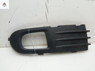 заглушка (решетка) в бампер Volvo S40 2 поколение 2006, 1.6 л., дизель, МКПП, серый, универсал, 30655885