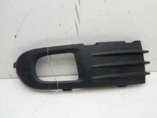 заглушка (решетка) в бампер Volvo S40 2 поколение 2006, 1.6 л., дизель, МКПП, серый, универсал, 30655885