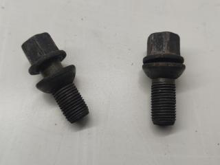 болт колесный Audi A8 D3/4E 2003, 4.0 л., дизель, АКПП, чёрный, седан, 4D0601139A