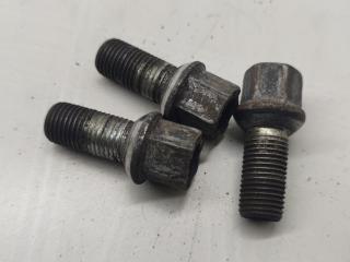 болт колесный Audi A8 D3/4E 2003, 4.0 л., дизель, АКПП, чёрный, седан