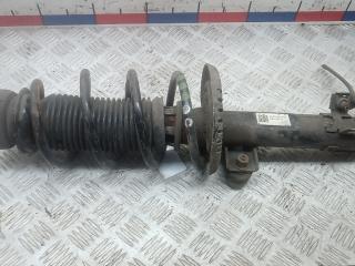 Стойка Skoda Rapid 1 поколение 2013, 1.6 л., дизель, МКПП, хетчбэк 5 дв., 6R0413031BA, 6R0411105D