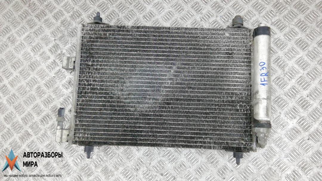 радиатор кондиционера Citroen C5 1 поколение 2001, 2.0 л., дизель, МКПП, хетчбэк 5 дв. - фото №1
