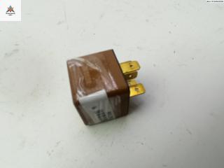 блок управления вентилятором (реле) Opel Vectra C 2003, 2.2 л., дизель, МКПП, серый, универсал, 90491314