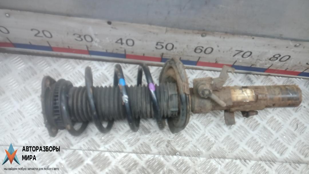 Стойка Ford C-Max 2 поколение 2013, 1.6 л., TDCi, дизель, МКПП, минивэн, 1784791, 1826506, 1699188 - фото №1