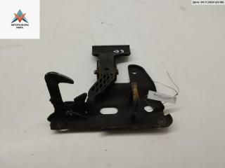 замок капота Audi A6 4F/C6 2007, 3.0 л., дизель, АКПП, белый, универсал, 4F0823509