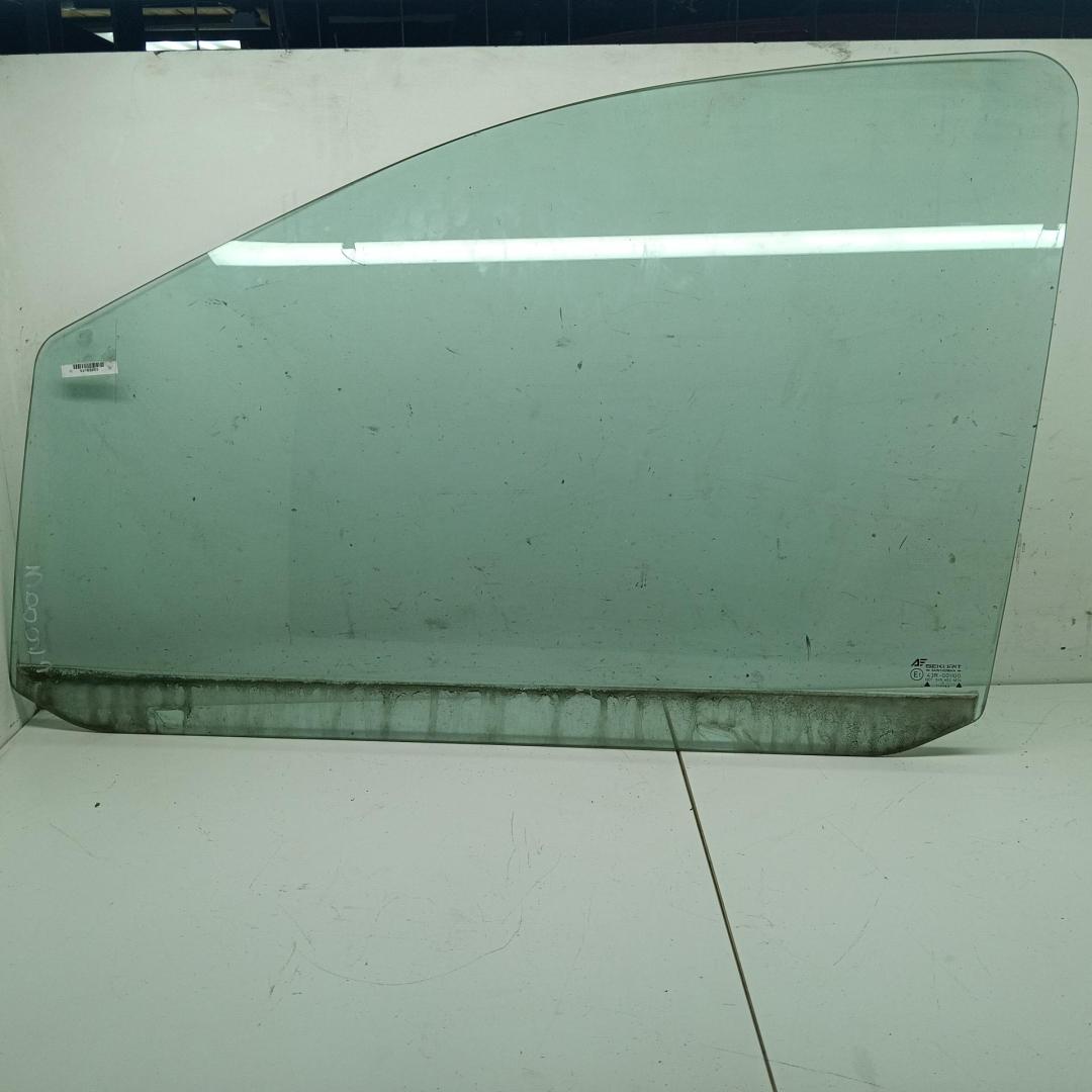 стекло двери передней левой Ford Galaxy 2003, 2.8 л., бензин, МКПП, серый, минивэн, AS2