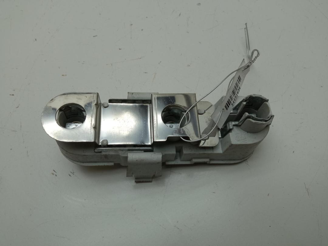 панель заднего левого фонаря Volvo S40 / V40 2001, 1.8 л., бензин, МКПП, серый, универсал, 28562001
