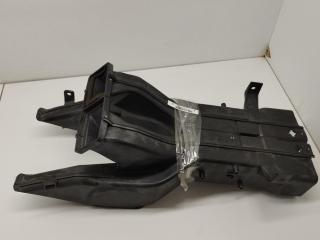 воздуховод Audi A8 D3/4E 2003, 4.0 л., дизель, АКПП, чёрный, седан, 4E0858467