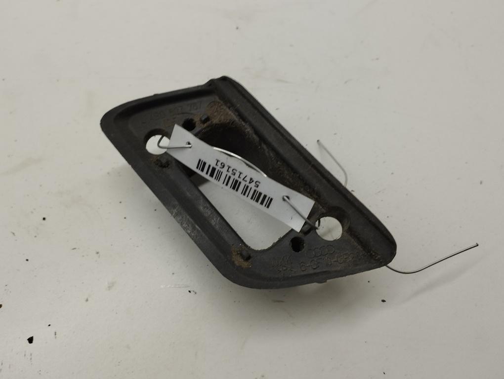 кронштейн (крепление) Audi A6 C5 2004, 2.5 л., дизель, АКПП, серый, универсал, 4B0807787