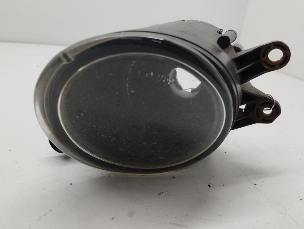 фара противотуманная левая Audi A4 B6 2004, 2.0 л., бензин, МКПП, серый, седан, 8E0941699