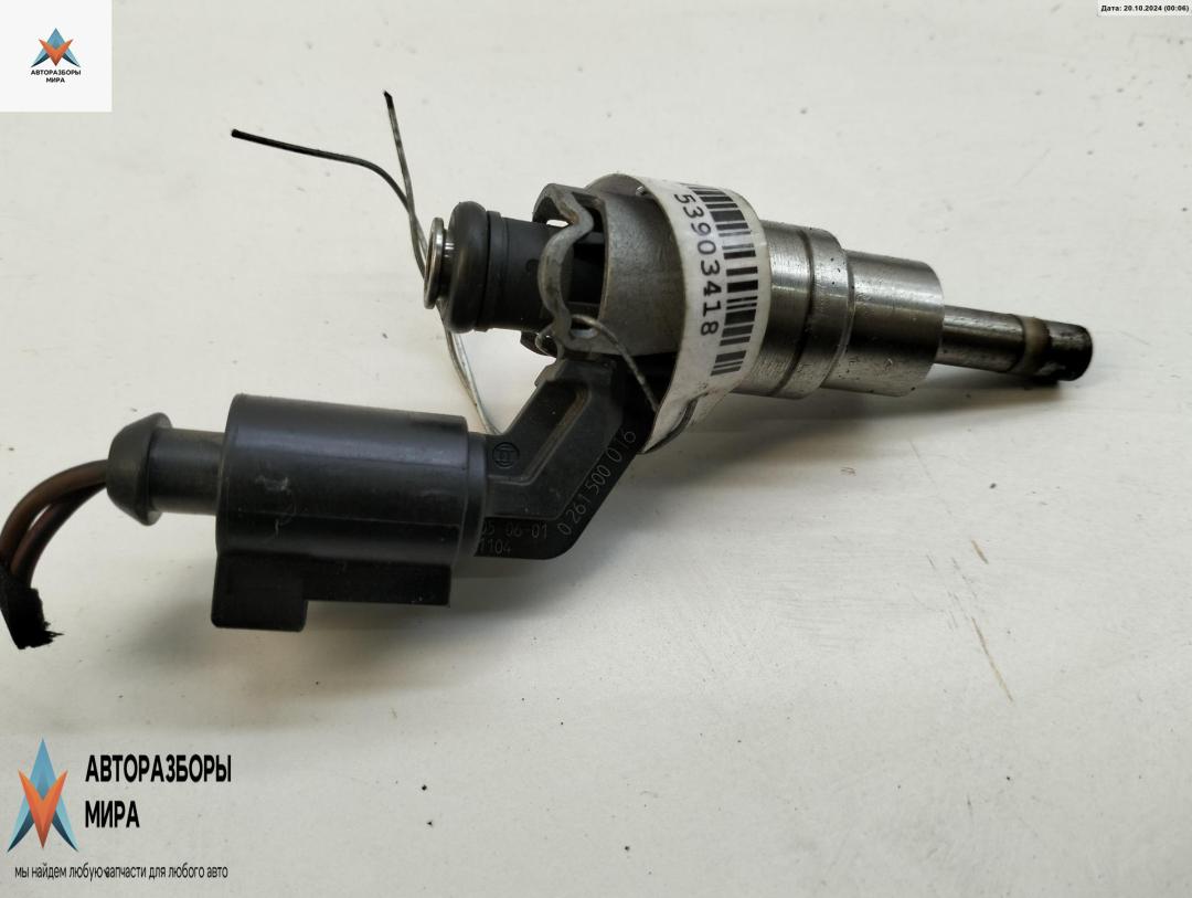 форсунка Volkswagen Golf 5 поколение 2005, 1.6 л., бензин, МКПП, чёрный, хетчбэк 3 дв., 03C906036A - фото №1