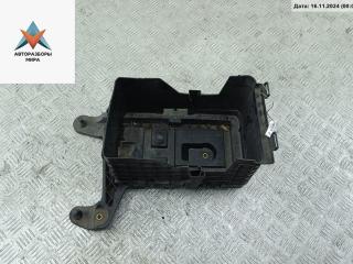 Кожух аккумулятора (короб АКБ) Volkswagen Golf 5 поколение 2005, 1.6 л., бензин, МКПП, чёрный, хетчбэк 3 дв., 1K0915333C