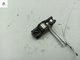 коромысло клапана (рокер) Citroen C4 1 поколение 2006, 1.4 л., бензин, МКПП, красный, хетчбэк 3 дв.