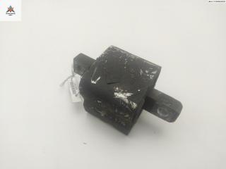 подушка крепления КПП Mercedes-Benz C-Класс W202/S202 [рестайлинг] 1999, 1.8 л., бензин, АКПП, синий, седан