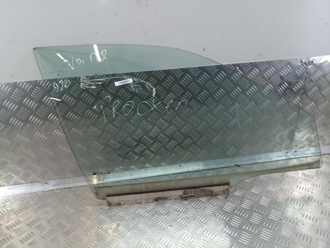 стекло двери передней правой Opel Vectra B 1998, 1.6 л., бензин, МКПП, чёрный, седан