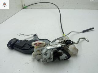 замок двери передней левой Toyota Aygo 1 поколение 2006, 1.0 л., бензин, МКПП, красный, хетчбэк 3 дв.