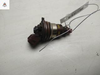 форсунка Ford Mondeo 2 поколение 1996, 1.8 л., бензин, МКПП, синий, хетчбэк 5 дв., 95BFBB