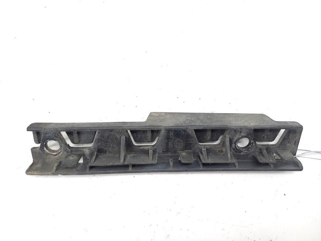 крепление ( кронштейн ) крыла BMW 5 E60/E61 2003, седан, 7066228